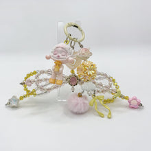 Load image into Gallery viewer, Warmth Skull Girl - The Scent Mini Charm